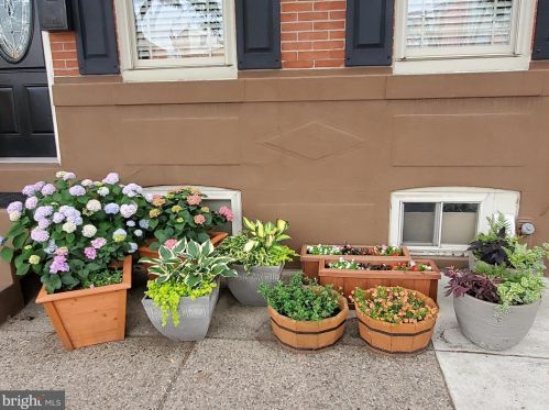 1624 12 St, Philadelphia PA 19148-1002 exterior