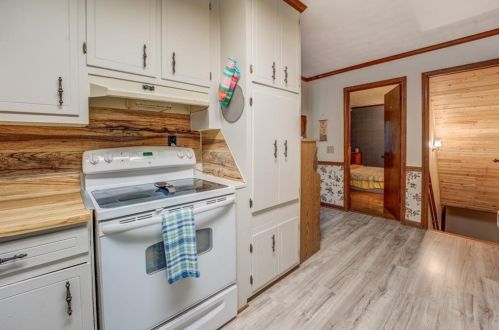 571 Goode Rd, Conyers GA  30094-3224 exterior