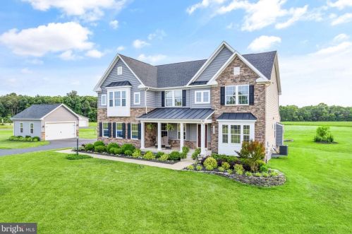12356 Valley View Dr, Nokesville, VA 20181-3427