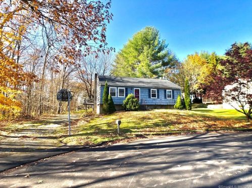 80 Winesap Run, Torrington, CT 06790-4458