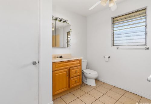 4060 Maunaloa Ave, Honolulu HI  96816-4523 exterior