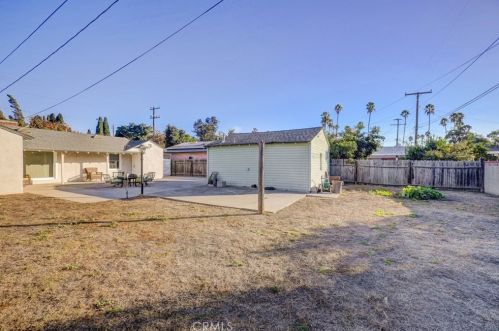 2062 Flower St, Santa Ana CA 92706-1928 exterior
