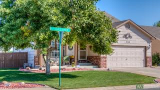 2109 Christopher Ct, Loveland, CO 80534-8318