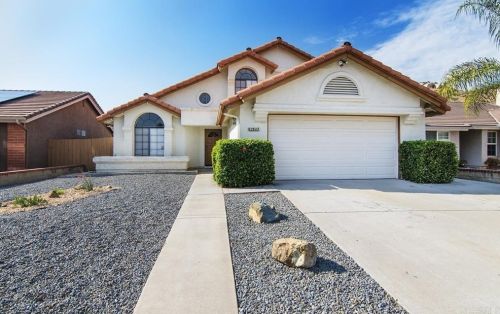 12842 Cochera Rd, Lakeside, CA 92040-4636