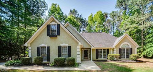 255 Brookstone Crst, Newnan, GA 30265-3826