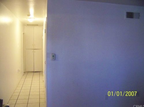 9166 Cerritos Ave, Anaheim CA  92804-5873 exterior
