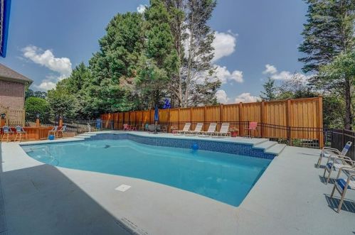 1243 Jimson Cir, Conyers GA  30013-2043 exterior