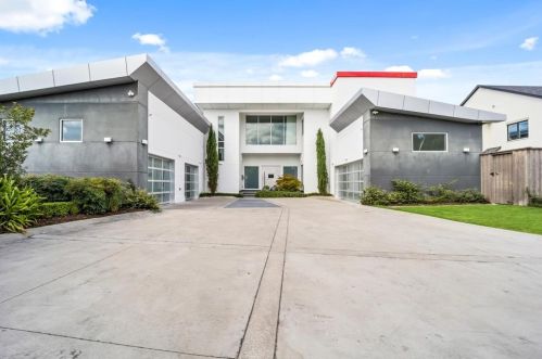 6007 Burgundy Rd, Dallas, TX 75230-3417