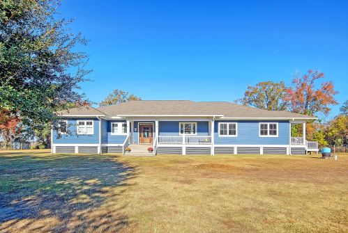 4472 Rose Dr, Ravenel, SC 29470-5327