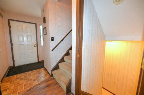 3313 Bend Rd, Cincinnati, OH 45239-7642