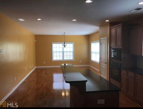 5310 Estates Dr, Atlanta GA  30349-7604 exterior