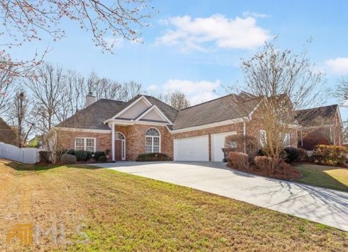 3042 Blue Creek Path, Loganville, GA 30052-7849