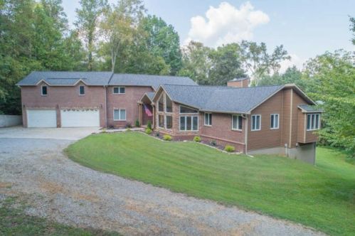 3148 Deerfield Dr, Mcghee Tyson Ang Base, TN 37777-3411