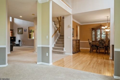 37 Dorset Dr, Hackettstown NJ  07840-5010 exterior