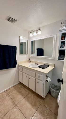 2772 Tropicana Dr, Riverside CA  92504-4220 exterior