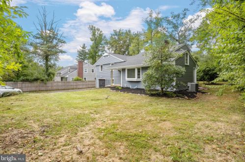 228 State Rd, Princeton NJ  08540-1312 exterior