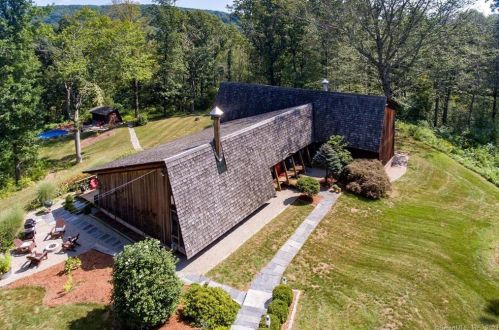 72 Creamery Rd, Durham, CT 06422-3416