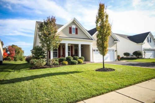 37 Shute Farm Ln, Clarksboro, NJ 08020-1017