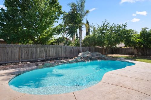 1328 Dalton Way, Modesto, CA 95350-0601