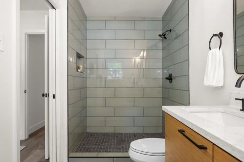 1909 Belford Dr, Austin TX  78757-8205 exterior