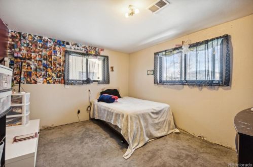 3103 Zion St, Aurora CO  80011-2207 exterior