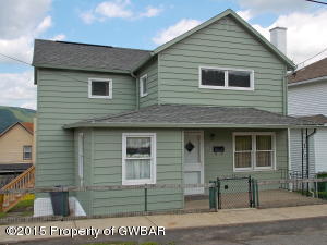 30 Dewitt St, Pittston, PA 18640-2218