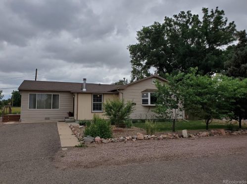 3281 Crawford Dr, Canon City CO  81212-9372 exterior