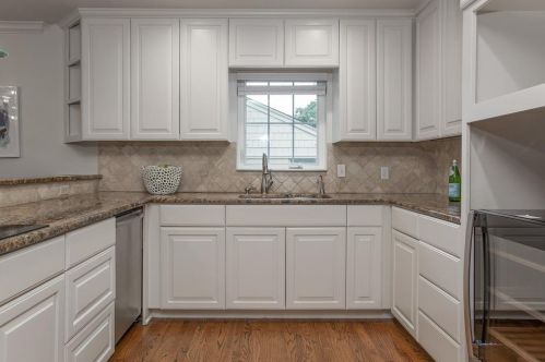 2621 Boyd Ave, Fort Worth TX  76109-1024 exterior