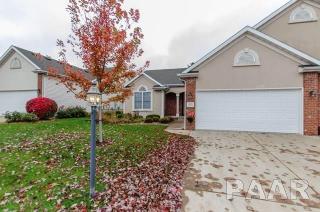 1925 Willow Crest Dr, Peoria, IL 61614-1271