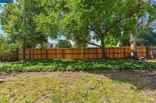 4176 Pickwick Dr, Concord CA  94521-2736 exterior