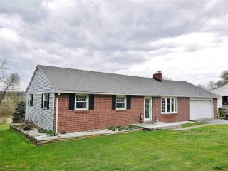 26 Arlene Dr, York, PA 17406-8659