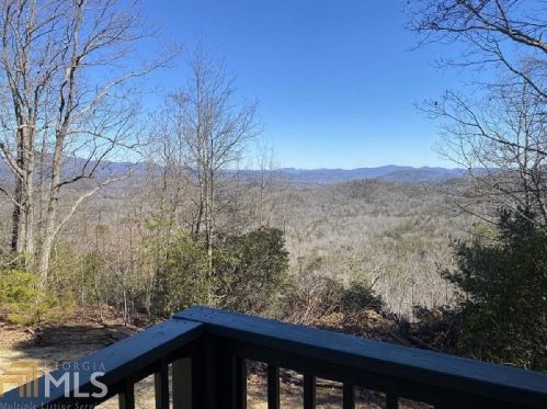 146 Soaring Hawk Trl, Cleveland, GA 30528