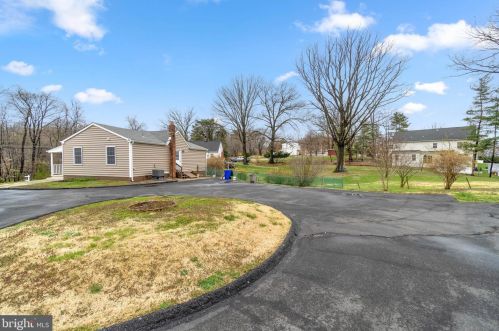 8553 Davis Rd, Columbia, MD 21045-2632