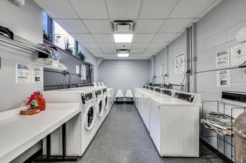 600 Dearborn St, Chicago IL  60605-1821 exterior
