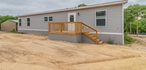 6152 Adelbert Dr, Fort Worth TX  76135-5226 exterior