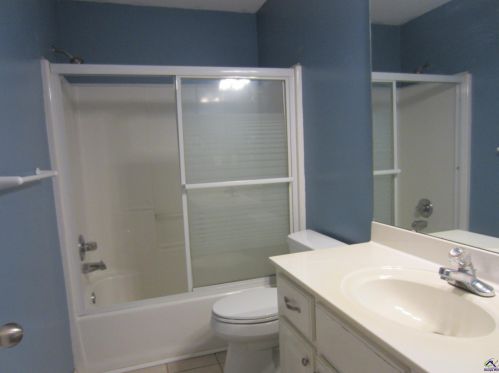 218 Autumn Woods Dr, Warner Robins GA  31088-6715 exterior
