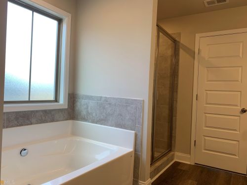 1801 River Shoals Dr, Conyers GA  30012-6633 exterior