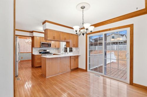 1347 Green Mist Dr, Fenton, MO 63026-3302