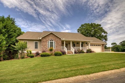110 Oakland Ct, Ellijay, GA 30540-2095