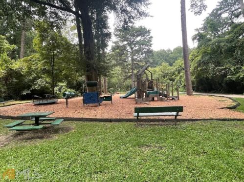 1852 Anjaco Rd, Atlanta GA  30309-1808 exterior