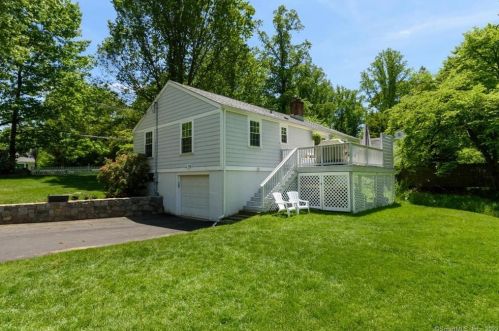 26 Old Trolley Way, Norwalk CT  06853-2010 exterior