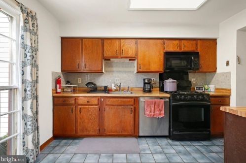 1812 Tufa Ter, Silver Spring MD 20904-5352 exterior