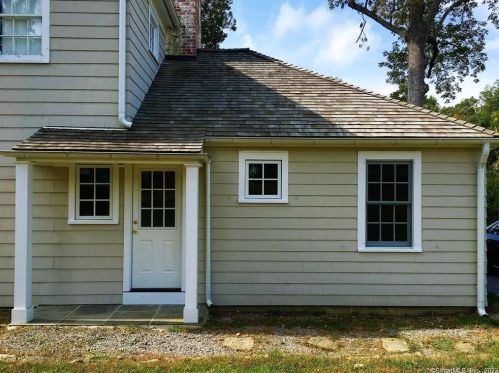 94 Honey Hill Rd, Wilton CT  06897-5008 exterior