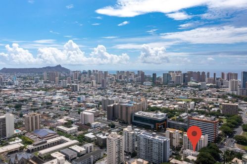 1425 Punahou St, Honolulu HI  96822-4711 exterior