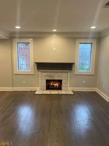 1771 John Calvin Ave, Atlanta, GA 30337-2052
