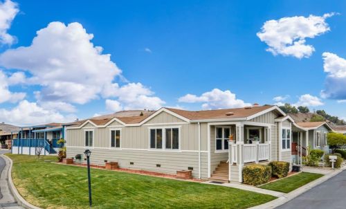 213 Chateau La Salle Dr, San Jose, CA 95111-3015