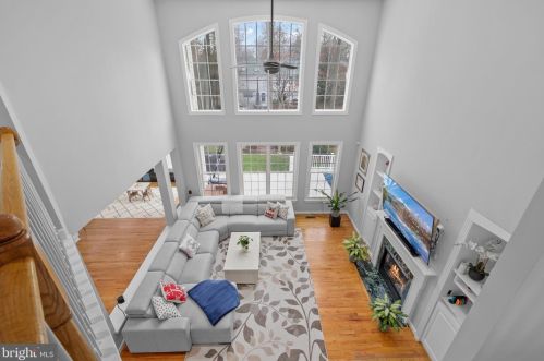 7305 Laurel Creek Ct, Springfield VA  22150-4912 exterior