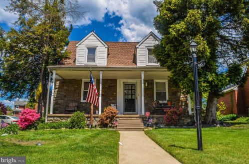 913 Providence Rd, Media, PA 19063-1448
