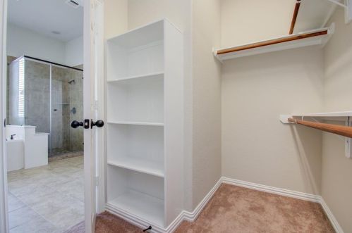 5611 Jay Thrush Dr, Richmond TX 77407 exterior