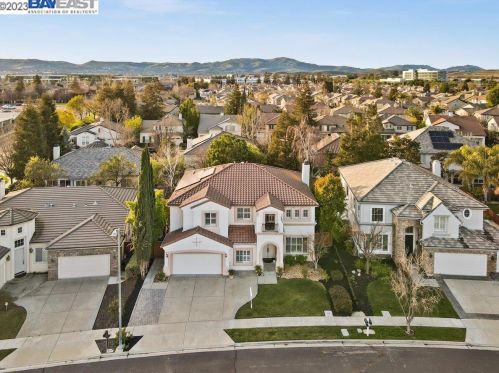 4794 Woodrose Cir, Pleasanton, CA 94568-7652